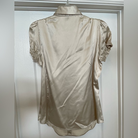 MNG by Mango NWOT short cap sleeve satin blouse top size 12- champagne - Picture 3 of 7
